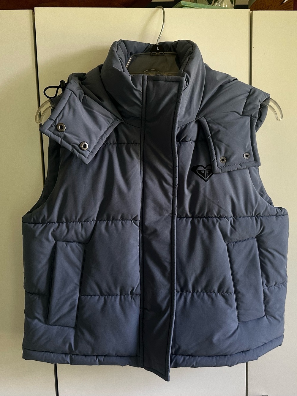 NWOT Roxy Cropped Hooded Vest